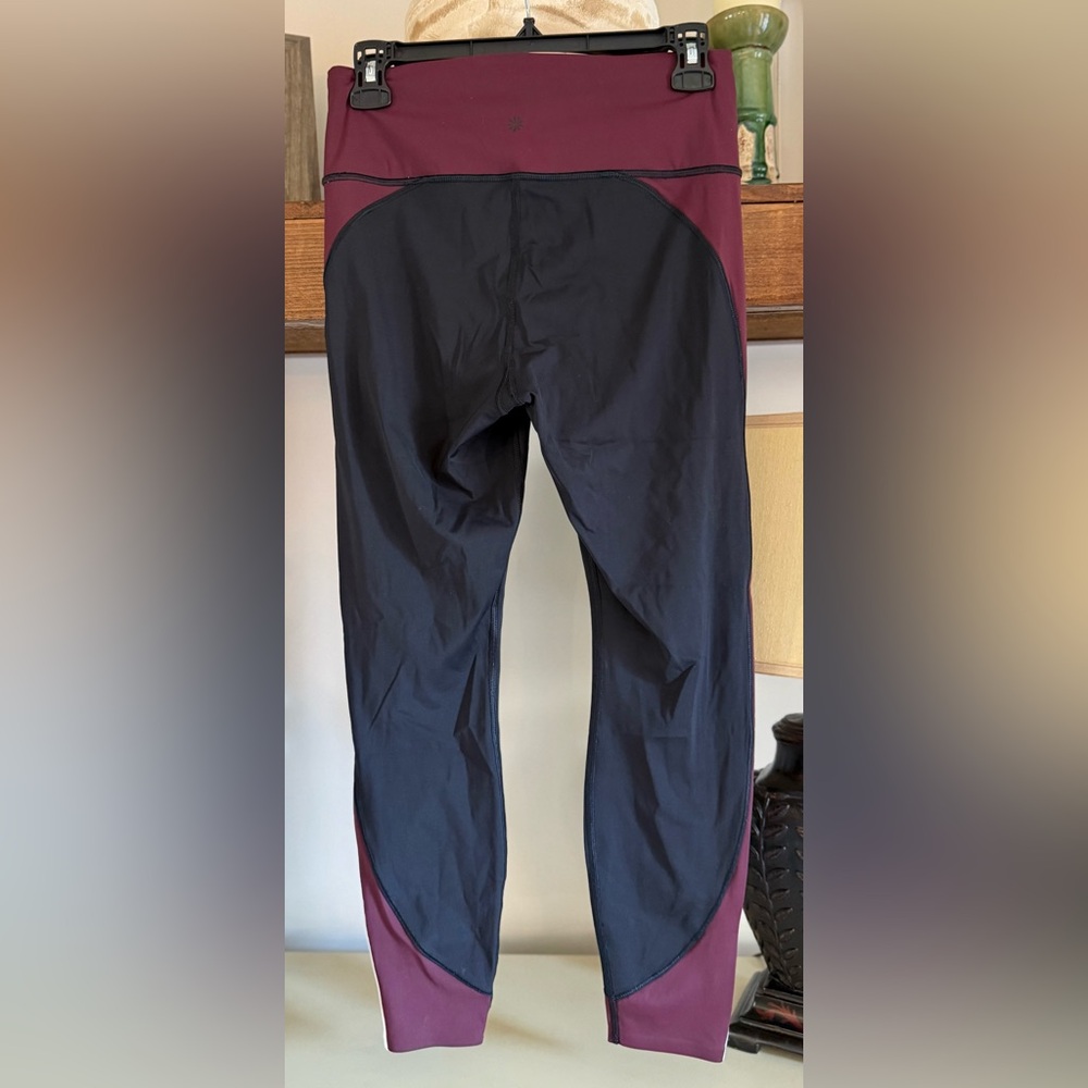 Athleta Crunch 7/8 Tight Leggings Black Maroon - Small - Picture 3 of 6